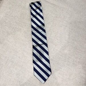 Brooks Brothers diagonal stripe silk necktie